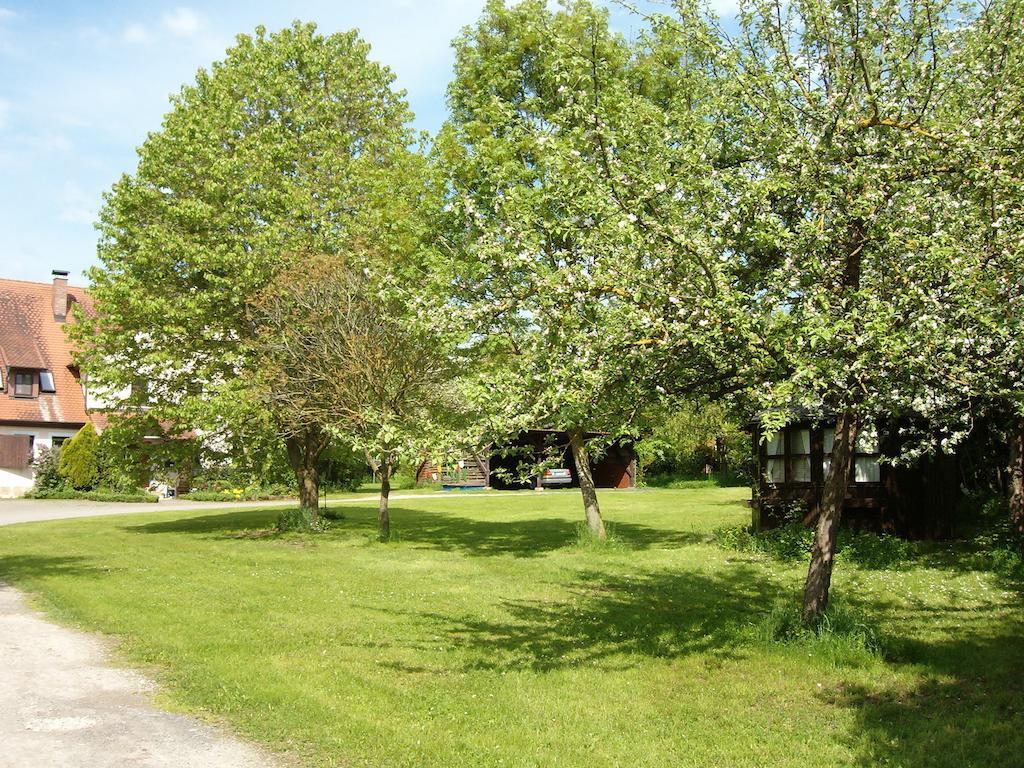 Ferienwohnung Neureuth Schillingsfuerst Exterior photo